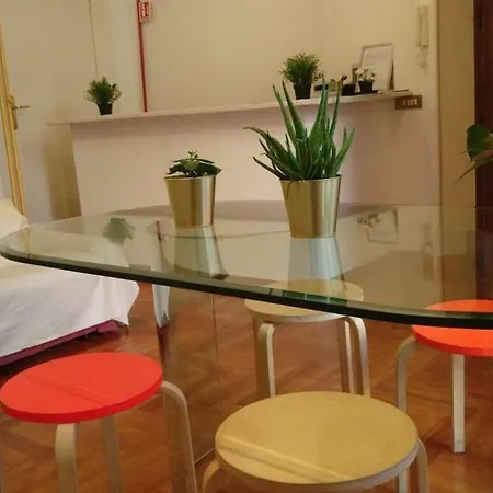 Varese Guest House-2